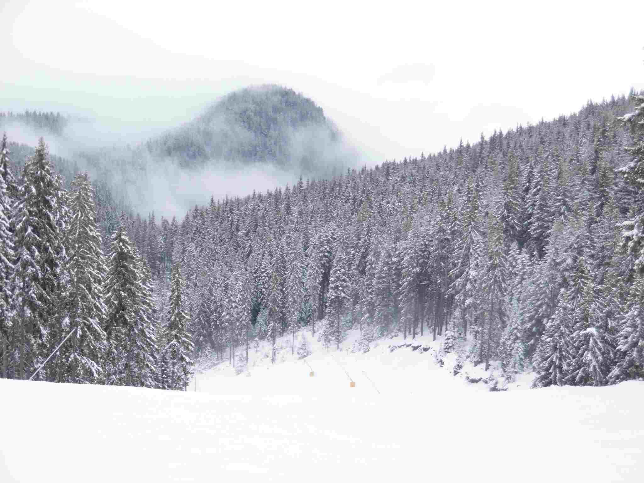 B.H.T. Amazing Kosher Ski Hotel 2023 In Bulgaria