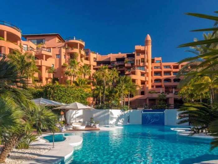 First Kosher Passover program 2025 at Kempinski Hotel