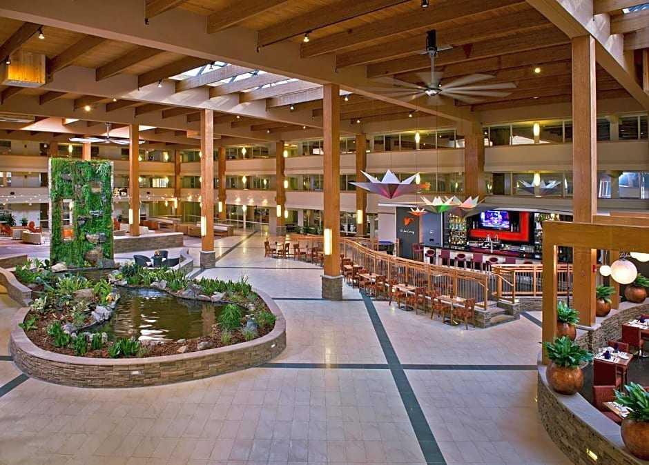 Celebrate Shavuos 2025 with Tomchei Shabbos at the Crowne Plaza Suffern