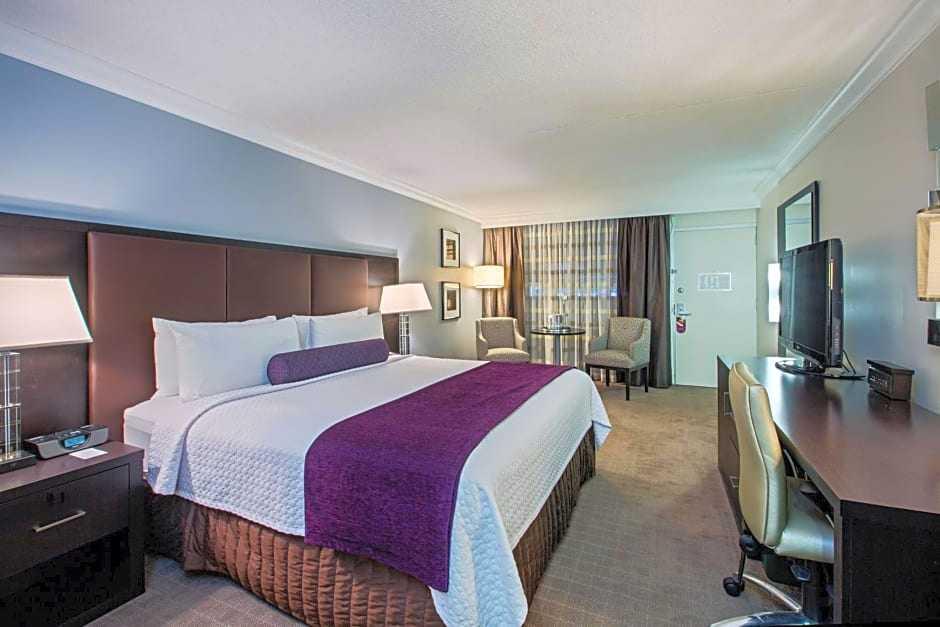 Celebrate Shavuos 2025 with Tomchei Shabbos at the Crowne Plaza Suffern