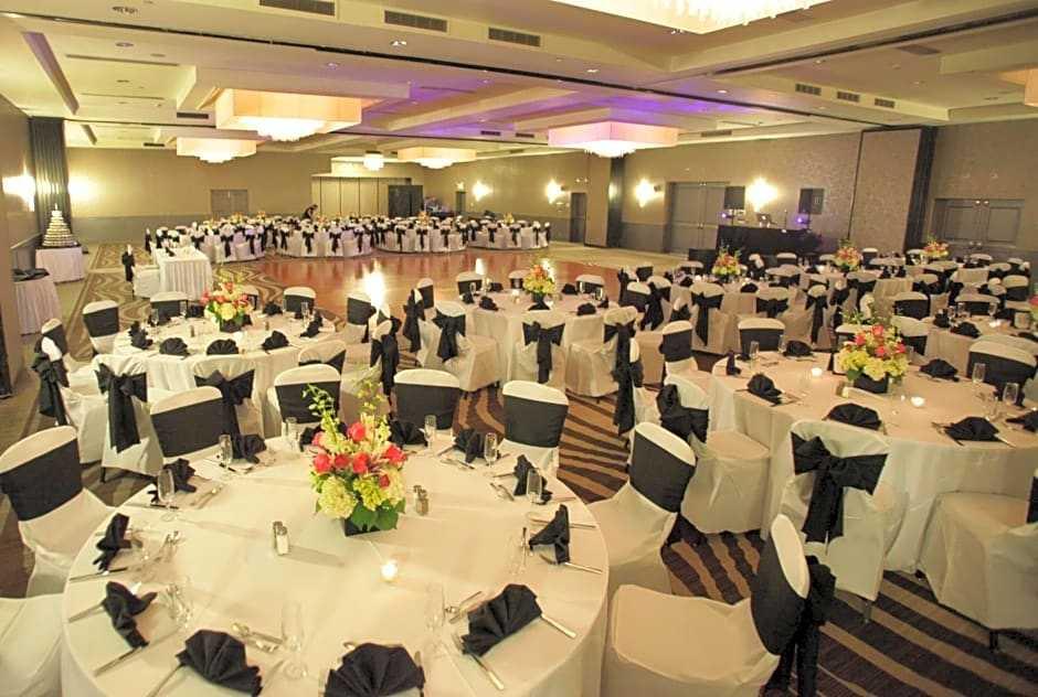 Celebrate Shavuos 2025 with Tomchei Shabbos at the Crowne Plaza Suffern