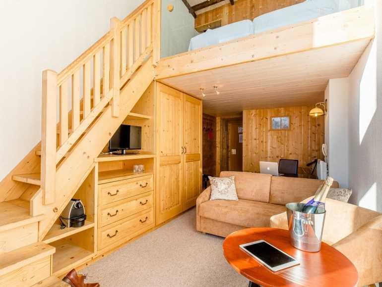 Kangourou Club Kosher Summer Hotel in the French Alps