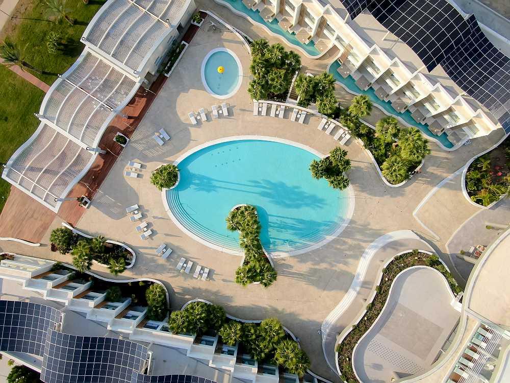 Sukkot 2025 at the Radisson Beach Resort in Larnaca, Cyprus with K Luxury Hotels