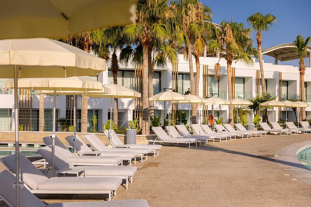 Sukkot 2025 at the Radisson Beach Resort in Larnaca, Cyprus with K Luxury Hotels