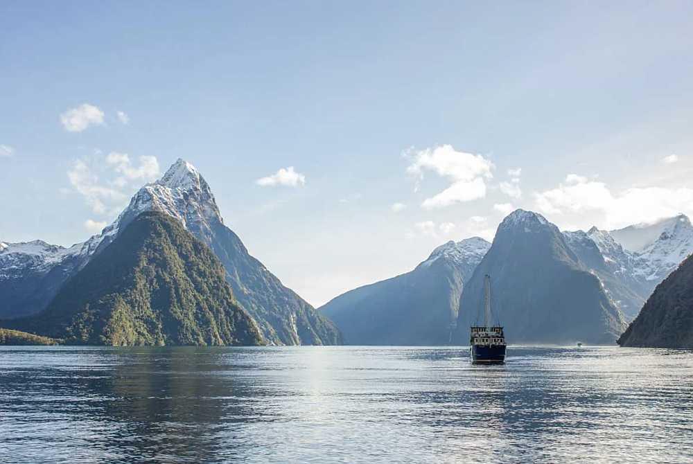 Winter 2025 Kosher Tour: Australia, New Zealand & Hong Kong