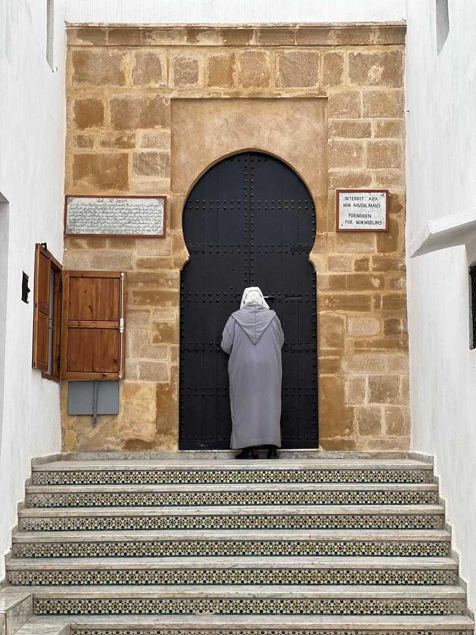 Discover the Magic of Morocco: Fez, Marrakech & Casablanca Await!