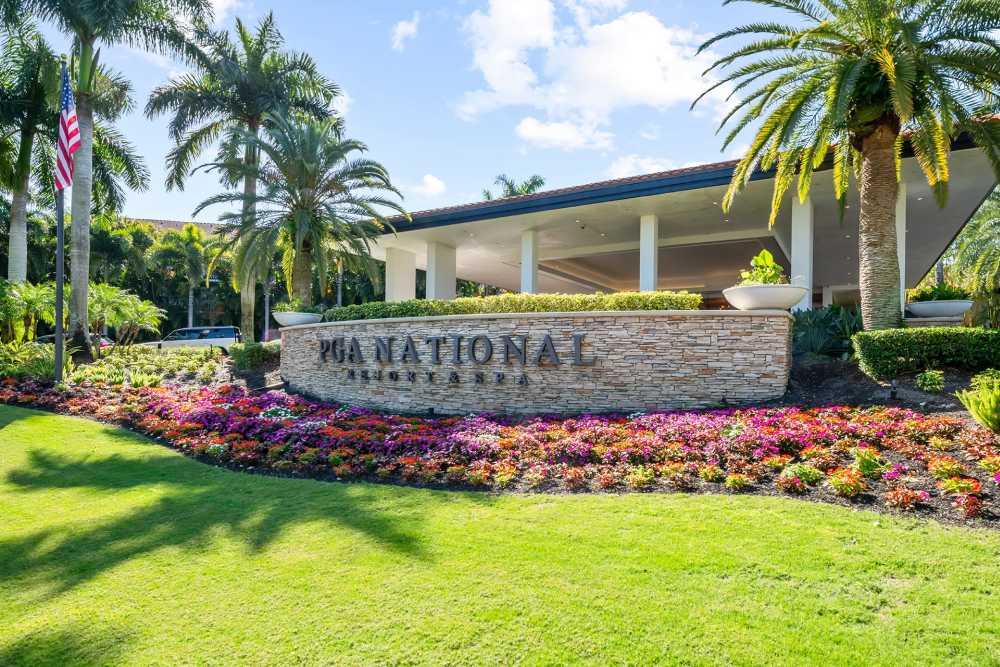 Passover program 2026 at PGA National Resort in Palm Beach with Leisure Time Tours