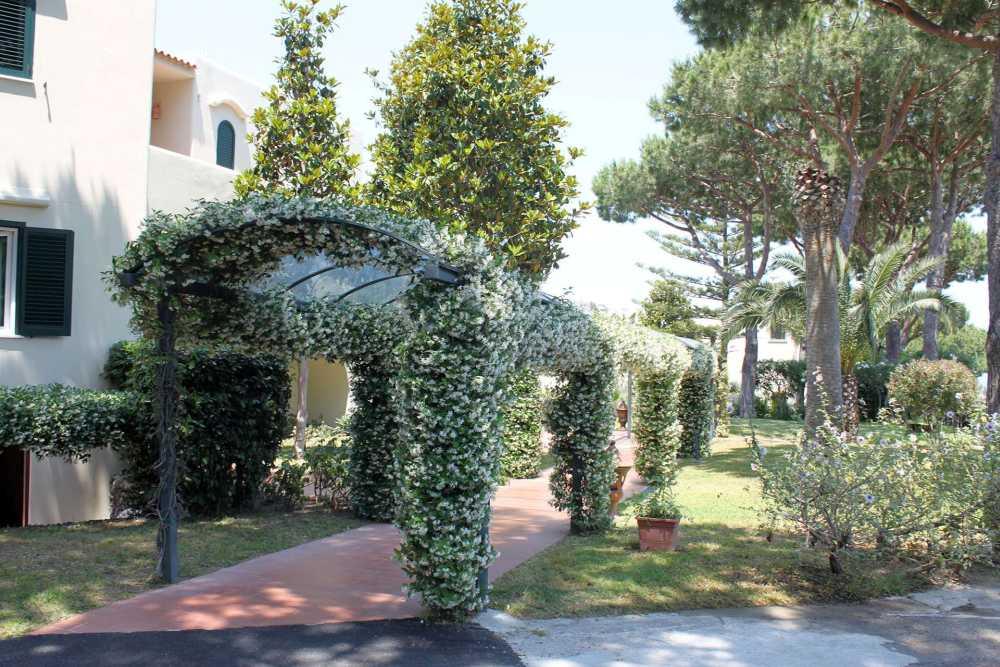 Sukkot 2025 with Italy Kosher Dream at Hotel Michelangelo – Ischia, Italy