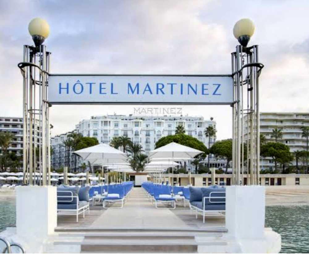 Celebrate Pesach 2026 in style at the iconic 5-star Martinez Hotel in Cannes.