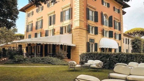 Celebrate Sukkot 2026 in Forte dei Marmi, Italy with Leisure Time Tours at the luxury Augustus Resort.