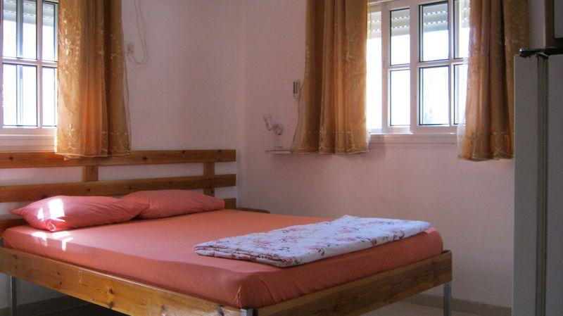 with shower and suite 