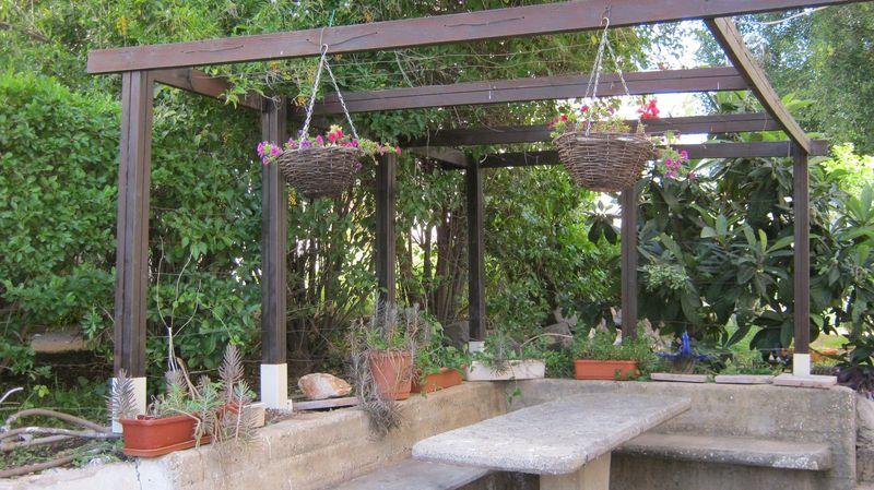 good for coffee , and haveing good soon 