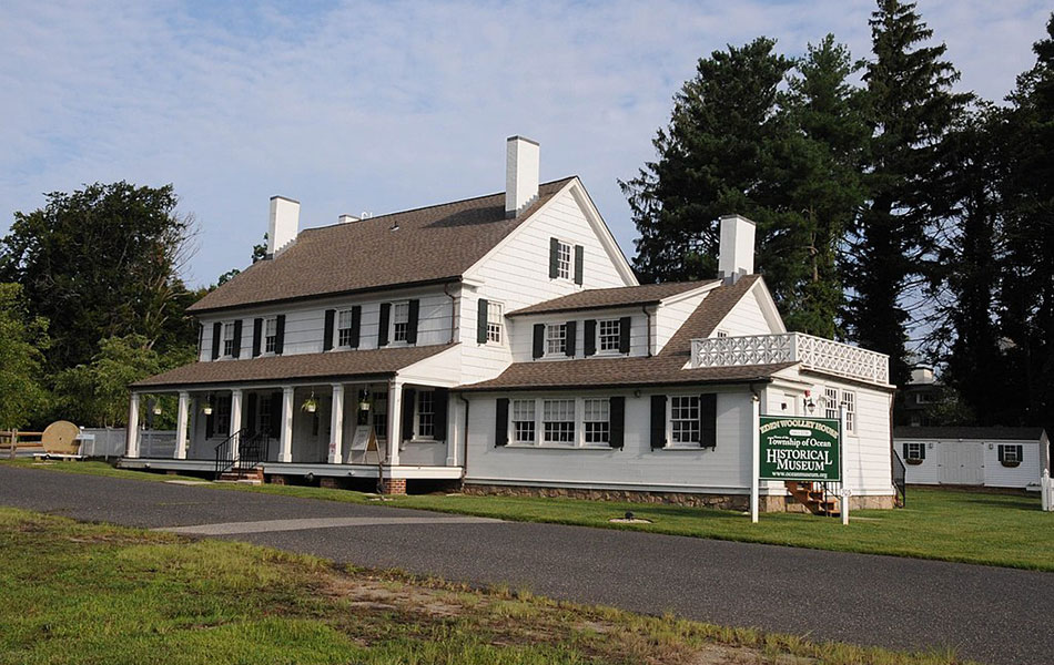 JERRYE & ROY KLOTZ, M.D.